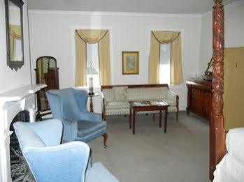 Wayside Inn Middletown Extérieur photo
